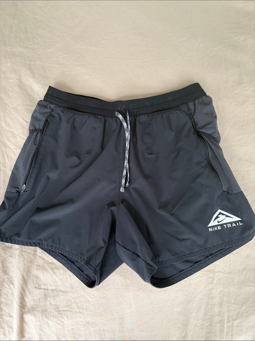 Nike Men’s Black Trail Running Shorts Size Medium